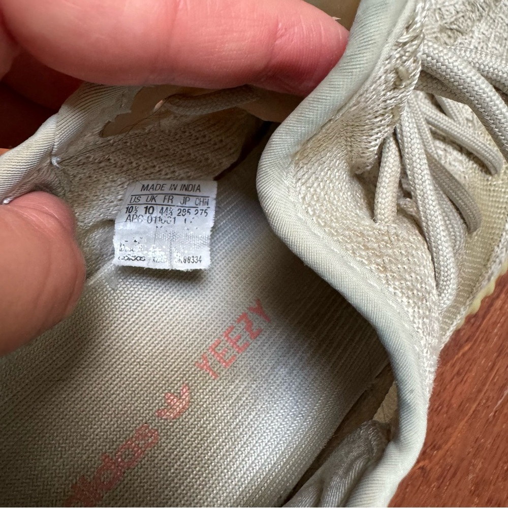 Adidas Yeezy Boost Sneakers, Men’s Size 10.5 - Picture 5 of 7